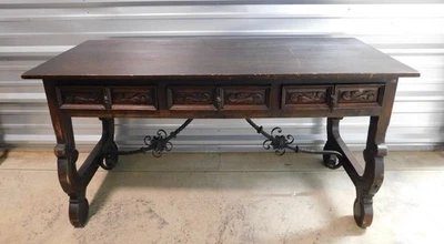 Mesa consola/escritorio estilo barroco español tallado en nogal y hierro Foto 1 de 4