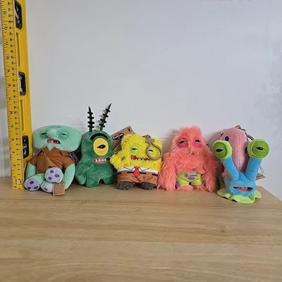 Zuru Fuggler Губка Боб квадратные штаны комплект из 5 кольцо для ключей плюшевый 4,5» новый с Ярлыками полный комплект - Изображение 1 из 4