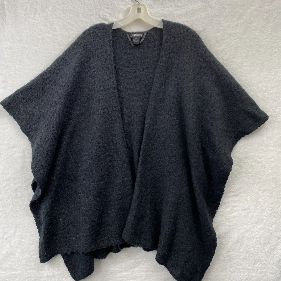 Женская черная шаль Steve Madden один размер подходит для большинства открытых передних - Изображение 1 из 4