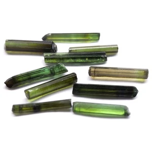 14.99Ct. Natural Gemstone Tourmaline Green Color Rough Unheated Mine Nigeria - Picture 1 of 7