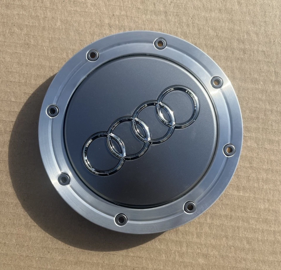 Оригинальный центральный колпак колеса Audi 4B0601165A 4B0 601 165 A A4 1998-2001 годов выпуска - Изображение 1 из 4