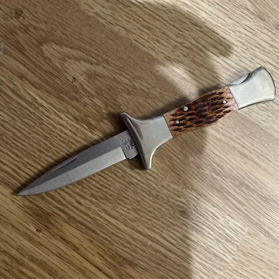 Faca de bota vintage anos 70 Japão geada viúva negra fabricante punhal dobrável osso irregular - Imagem 1 de 4