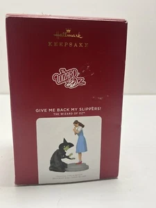2021 Give Me Back My Slippers Hallmark Ornament Wizard Of Oz Dorothy - Picture 1 of 6