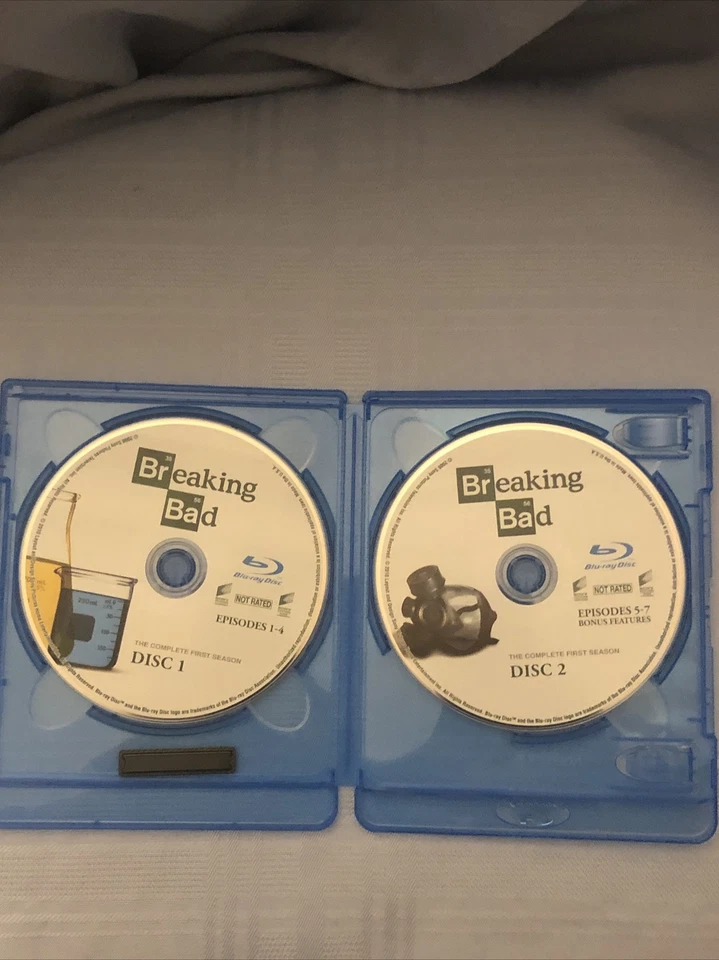 Breaking Bad: The Complete First Season (Blu-ray Disc, 2010, 2-Disc Set)open Box - Image 1 of 1