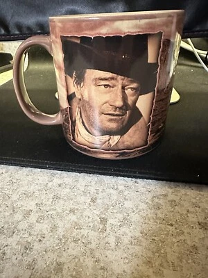 Кружка Vandor John Wayne Courage Is Being Scared To Death But Saddling Up Anyway - Изображение 1 из 4