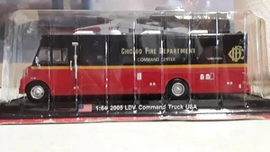 AMER.COM 1:64 Scale 2005 LDV Chicago Fire Dept Command Center Truck USA (FD-176 - Picture 1 of 8