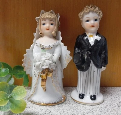 Vintage 50s BRIDE GROOM WEDDING CAKE TOPPERS Figurines 2 pc Porcelain - Image 1 of 4