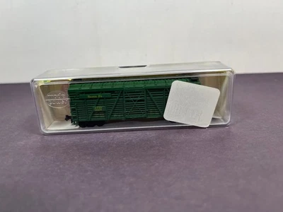 Model Power N Scale Train 3447 Cattle Car SANTA FE ATSF 582039 - Image 1 of 4
