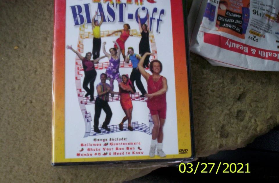 America's favorite workout expert Richard Simmons Latin Blast Off Lots of fun.  Foto 1 de 1