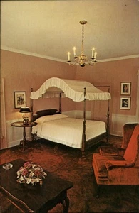 Middletown,VA Wayside Inn Interior Bedroom Frederick County Virginia Postcard - Picture 1 of 2