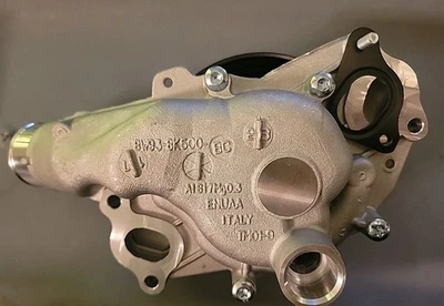 New Water Pump C2Z31587. 8w93 8k500 Bc Jaguar Land Rover - image 1 of 2