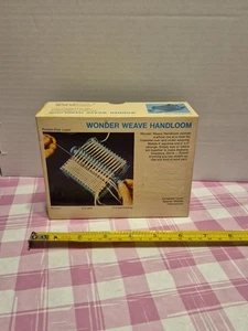 Vintage Pocket Size Loom Wonder Weave Handloom - Picture 1 of 19