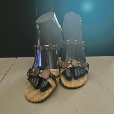 Sandalias de tacón Louis Vuitton Paris de rafia con detalles de ágata talla US 7/EU 37 Foto 1 de 4