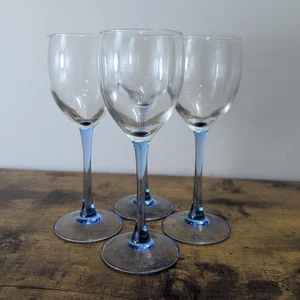 Set Of 4 Vintage Light blue Stem French Wine Glasses - Foto 1 di 6