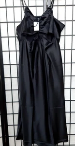 The Drop Shelby  Tie Up, Cut Out Satin Slip Dress ~ NWT Black Sz 3X (S56) - Foto 1 di 11