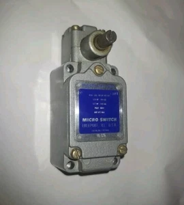 NUEVO MICROINTERRUPTOR HONEYWELL GENUINO 1LS9 INTERRUPTOR DE LÍMITE, ACCIÓN A PRESIÓN GIRATORIA LATERAL LS - Imagen 1 de 11