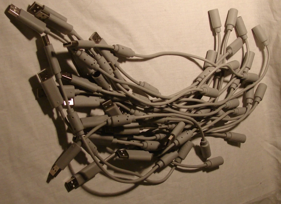 Microsoft  XBOX 360  Controller / Console parts  BreakAway cord - Image 1 of 1