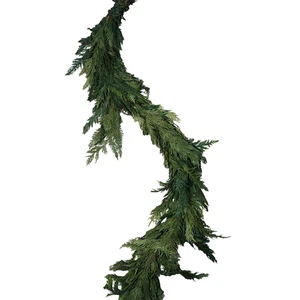 30-Ft Fresh Western Red Cedar Garland Hand-Tied Christmas Holiday Greenery - Picture 1 of 8