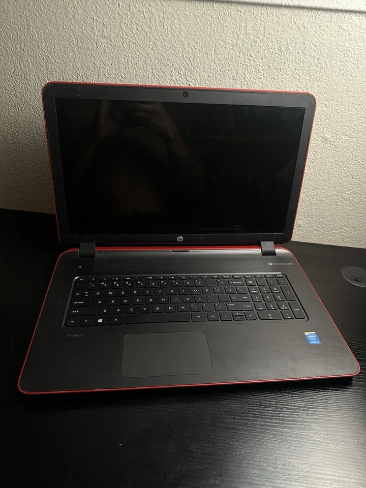 HP Pavilion 17 Notebook PC i54510U 8GB GeForce Red  No Tested - Image 1 of 4