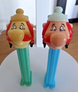 2x PEZ Obélix Vintage Serie Astérix diferentes RAROS Sombrero y Cara Colores 1997 - Imagen 1 de 5