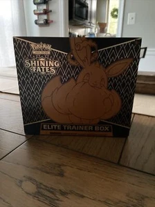 Pokémon TCG: Shining Fates leere Elite Trainer Box, 2021 - Bild 1 von 3