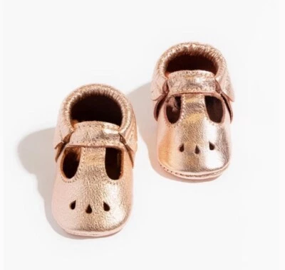 Свежесобранный Mary Jane кожи мокасины ребенка ясельного возраста мини подошва розового золота новый - Изображение 1 из 4