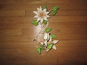 Vintage Tole Painted  Metal Distressed Shabby Chic Flower Wall Candle Holder - Picture 1 of 3