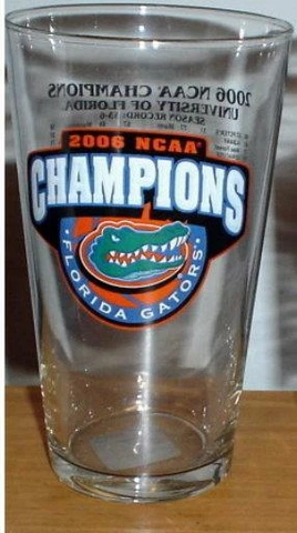 FLORIDA GATORS 2006 NCAA CHAMPIONS Champs PINT GLASS NEW Cover