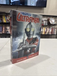 Ultraman: Series One, Vol. 1 DVDs 🇺🇸 KAUFEN SIE 5 ERHALTEN SIE 5 GRATIS 📀 KOSTENLOSER VERSAND - Bild 1 von 1