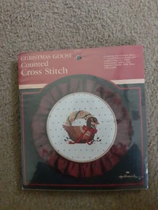 Hallmark Kit punto croce contato oca di Natale - Foto 1 di 3