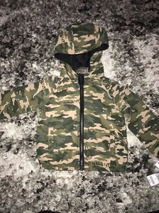Boys Roebuck & Co. 2t Jacket Army/Camo Reversible - Picture 1 of 5