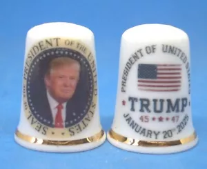 Birchcroft Porzellan Fingerhut -- Donald Trump 47. Präsident mit kostenloser Kuppel Geschenkbox - Bild 1 von 3