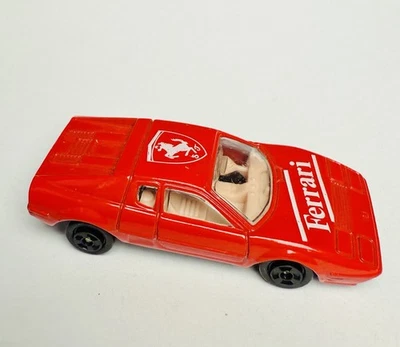 Ferrari BB 512 Red Welly Die-Cast Racers 8369 1:64 Tomica casi nuevo raro de colección Foto 1 de 4