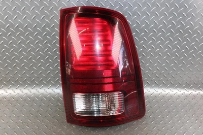 13-24 RAM Passenger Right RH Taillight Tail Light Lamp Lens OEM Factory OE WTY Foto 1 de 4