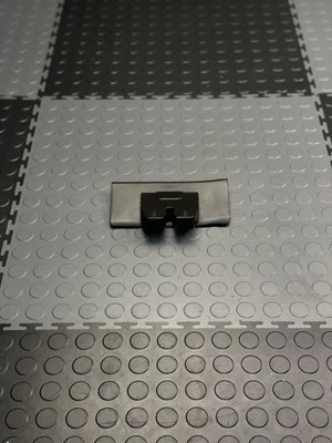 VOLVO V60 2014-2018 MALETERO PESTILLO BLOQUEO ACTUADOR CUBIERTA MOLDURA OEM Foto 1 de 4