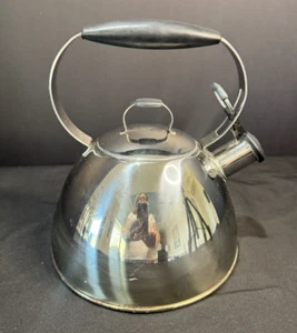 Farberware Millennium Pfeifender Teekessel 2,5 Quart Edelstahl - Bild 1 von 3