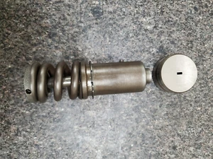 Station Strippit 1-1/4 Zoll gebraucht Rechteckstanze 0,093 Zoll x 0,250 Zoll Matrize 0,100 Zoll x 0,257 Zoll - Bild 1 von 7