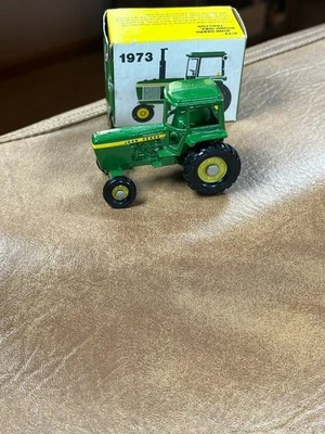 Tractor John Deere Sound-idea 1973 ERTL 1:64 #519 ~ NUEVO EN CAJA Foto 1 de 4