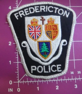 Patch FREDERICTION polizia canadese - vintage - Foto 1 di 2