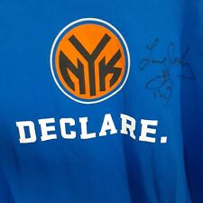 New York Knicks Mens XL Larry Johnson Signed #2 Blue Short Sleeve T Shirt NBA