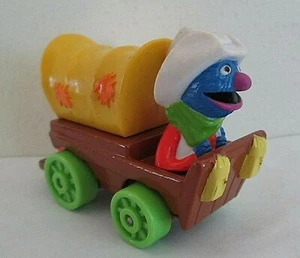 Vagón Conestoga Die Cast 1987 Sesame Street GROVER Muppets Inc Playskool de colección - Imagen 1 de 3