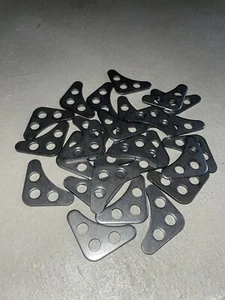 QTY. 74 FABRICATOR 3-HOLE GUSSET, 1/8" THICK,WELD ON, ROCK CRAWLER,HOT ROD,80A - Picture 1 of 3