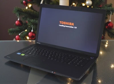 TOSHIBA Satellite C70 - 17,3" - IntelCore I3 - 8 GB - 150GB SSD - DVD - Win11 - Bild 1 von 4