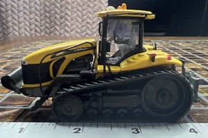TRATTORE 1/64 SPEC CAST CHALLENGER MT865E RARO E0 - Foto 1 di 5