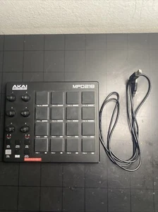 AKAI Professional MPD218 - USB MIDI Controller 16 MPC Drum Pads w/Cable - Picture 1 of 5