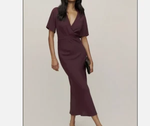 2023 REFORMATION Danika Midi Dress Large in Prune Short Sleeve Sz.M - Picture 1 of 11