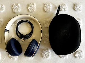 BEATS SOLO 3 WIRELESS HEADPHONE - CLUB NAVY - Picture 1 of 5