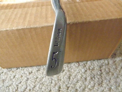 Hoja Wilson Staff Tour de acero regular para diestros de colección para hombres hierro único 5 Foto 1 de 4