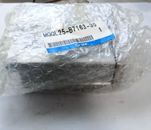 SMC MGQL25-B7163-30 GUIDED CYLINDER - Imagen 1 de 4
