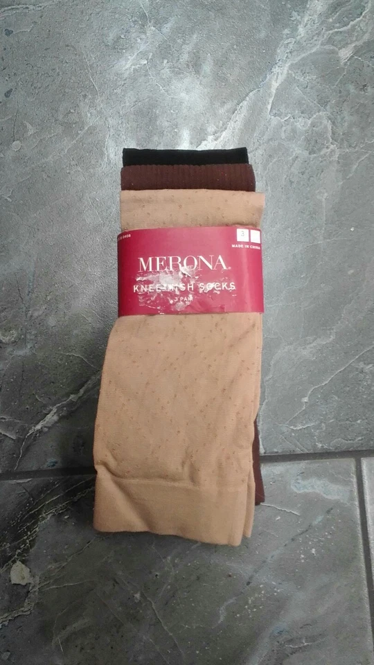 NOVO COM ETIQUETAS MERONA MEIAS CALÇAS FEMININAS JOELHO OI PRETO MARROM BEGE 3 PR  - Imagem 1 de 1